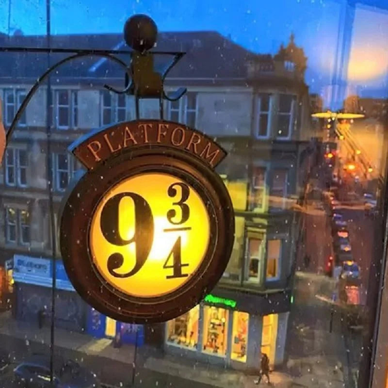 Harry Potter Platform 9 3/4 LED Night Light — 3D Wall Lamp, 18 x 13 x 4 cm