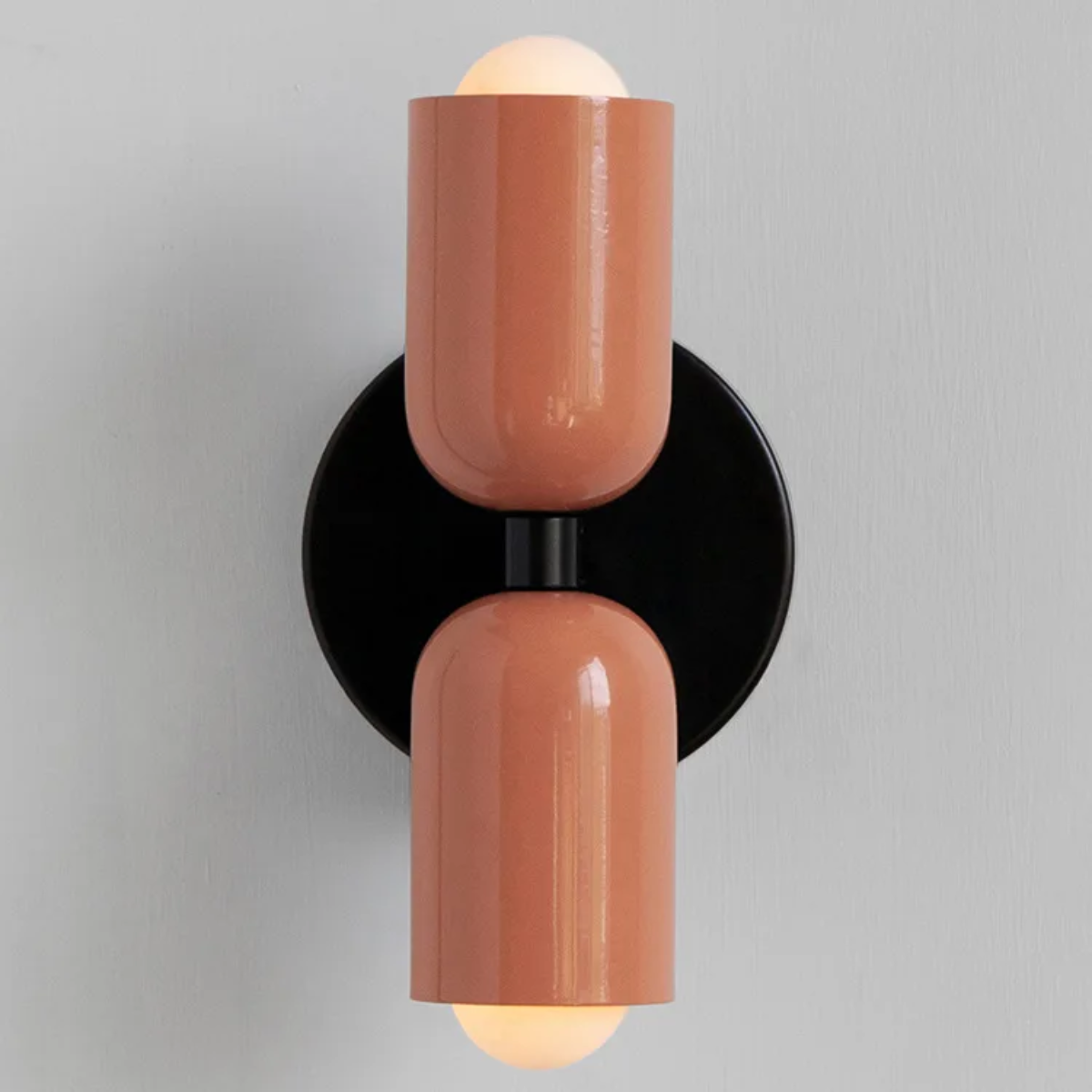NordicGlow minimalistinen skandinaavinen LED-seinävalaisin