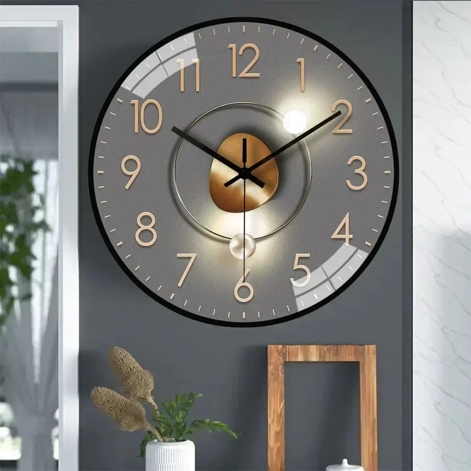 Nástěnné digitální hodiny Silenttime — klasický rám, tichý chod