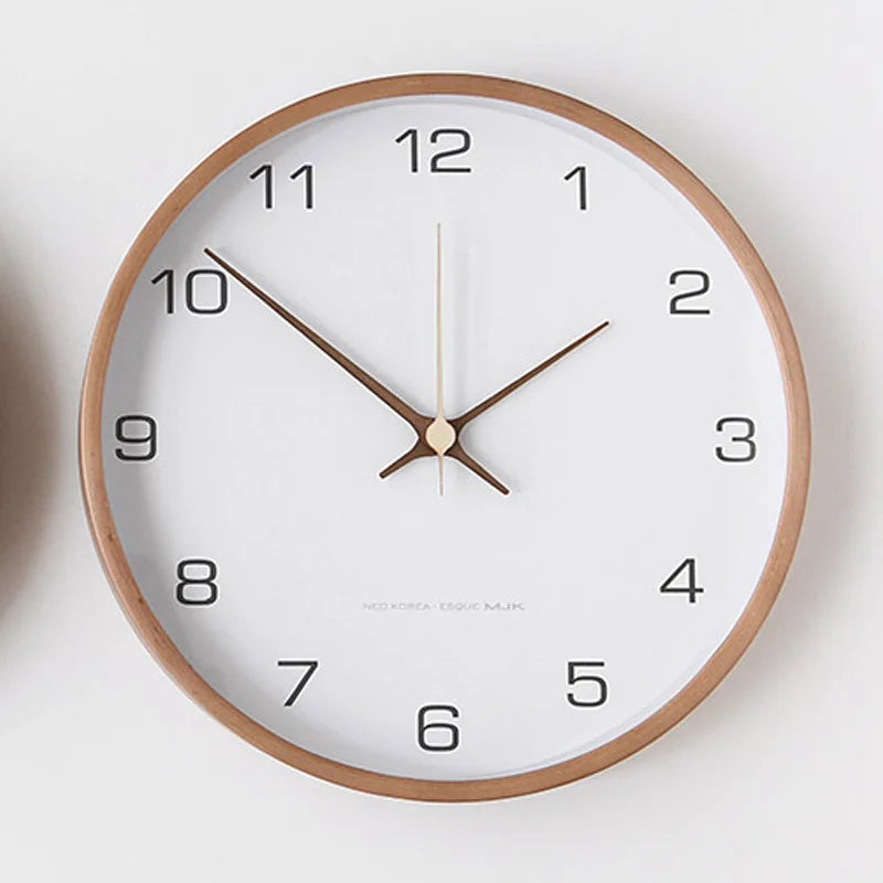 Orologio da parete minimalista in legno e vetro — tema noce e grigio chiaro