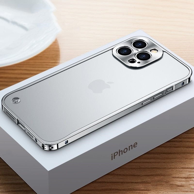 CNC-fræset iPhone-etui i aluminium — let bumper