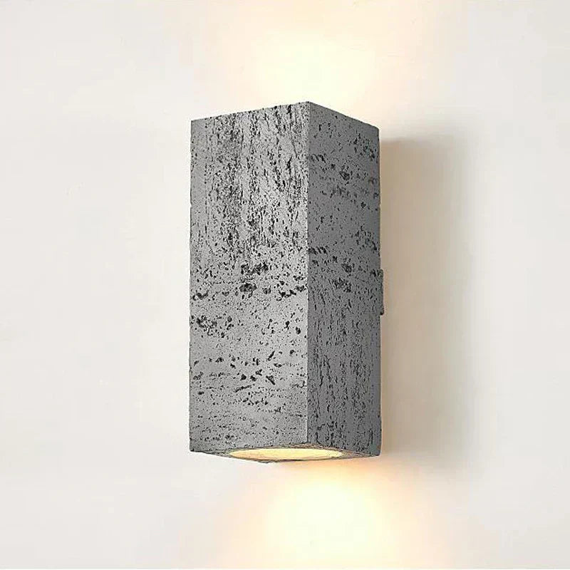 Lyra vegglampesett i sement, inspirert av midten av århundret – to LED-vegglamper, malt sementfinish
