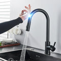 SmartTouch köksblandare i borstad nickel — touchsensor, utdragbart spraymunstycke