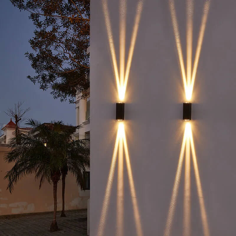 מנורת קיר LED מלבנית מודרנית — עמידה למים, חיצונית, שחורה, חסכונית באנרגיה