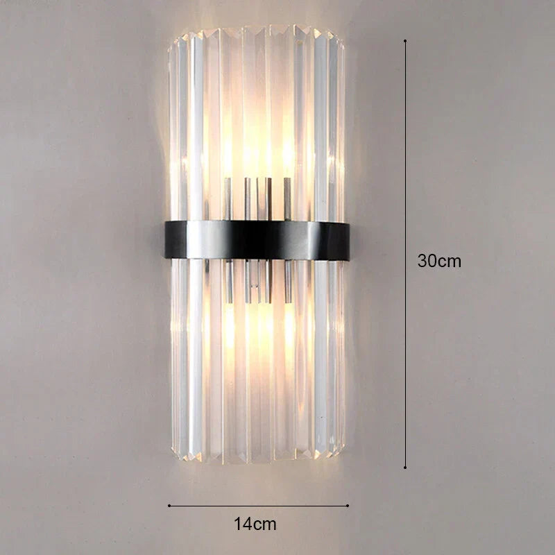 Applique murale LED élégante Garduru — finition or luxueuse, design profilé et galbé