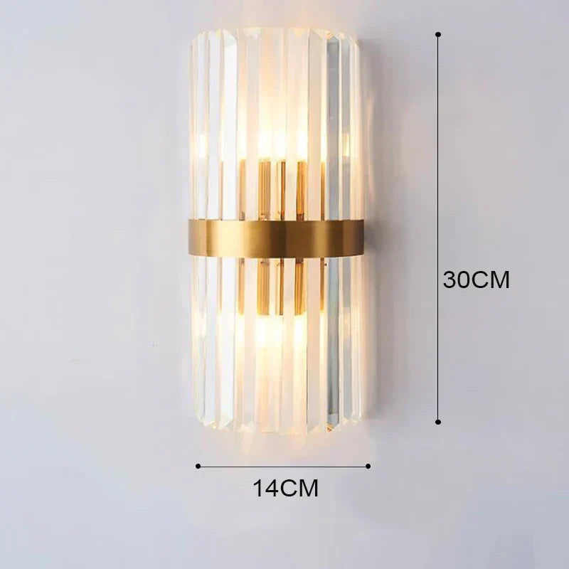 Applique murale LED élégante Garduru — finition or luxueuse, design profilé et galbé