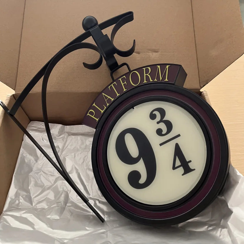 Harry Potter Platform 9 3/4 LED Night Light — 3D Wall Lamp, 18 x 13 x 4 cm