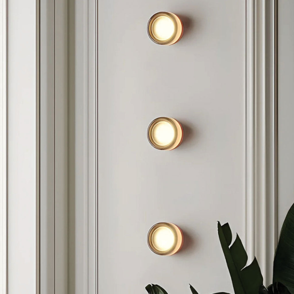 Lámpara de pared LumièreLux con relieve — estructura metálica moderna y pantalla de vidrio