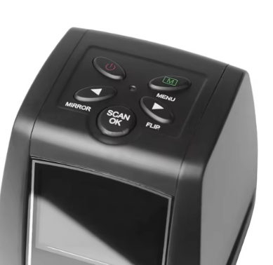 35mm skener diapozitivů — samostatná funkce, integrovaný LCD náhled, slot na SD kartu
