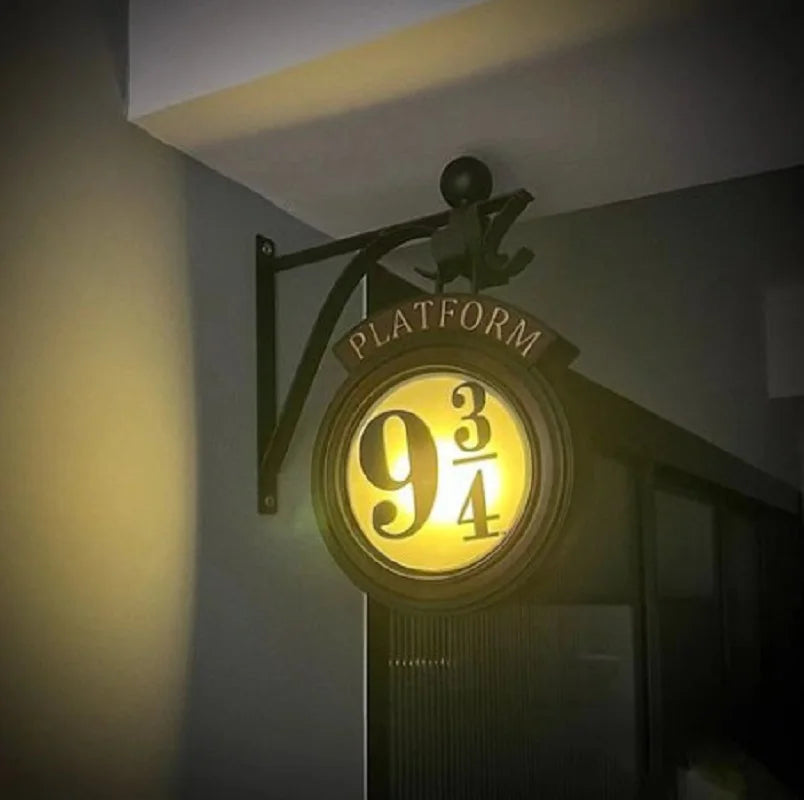 Harry Potter Platform 9 3/4 LED Night Light — 3D Wall Lamp, 18 x 13 x 4 cm