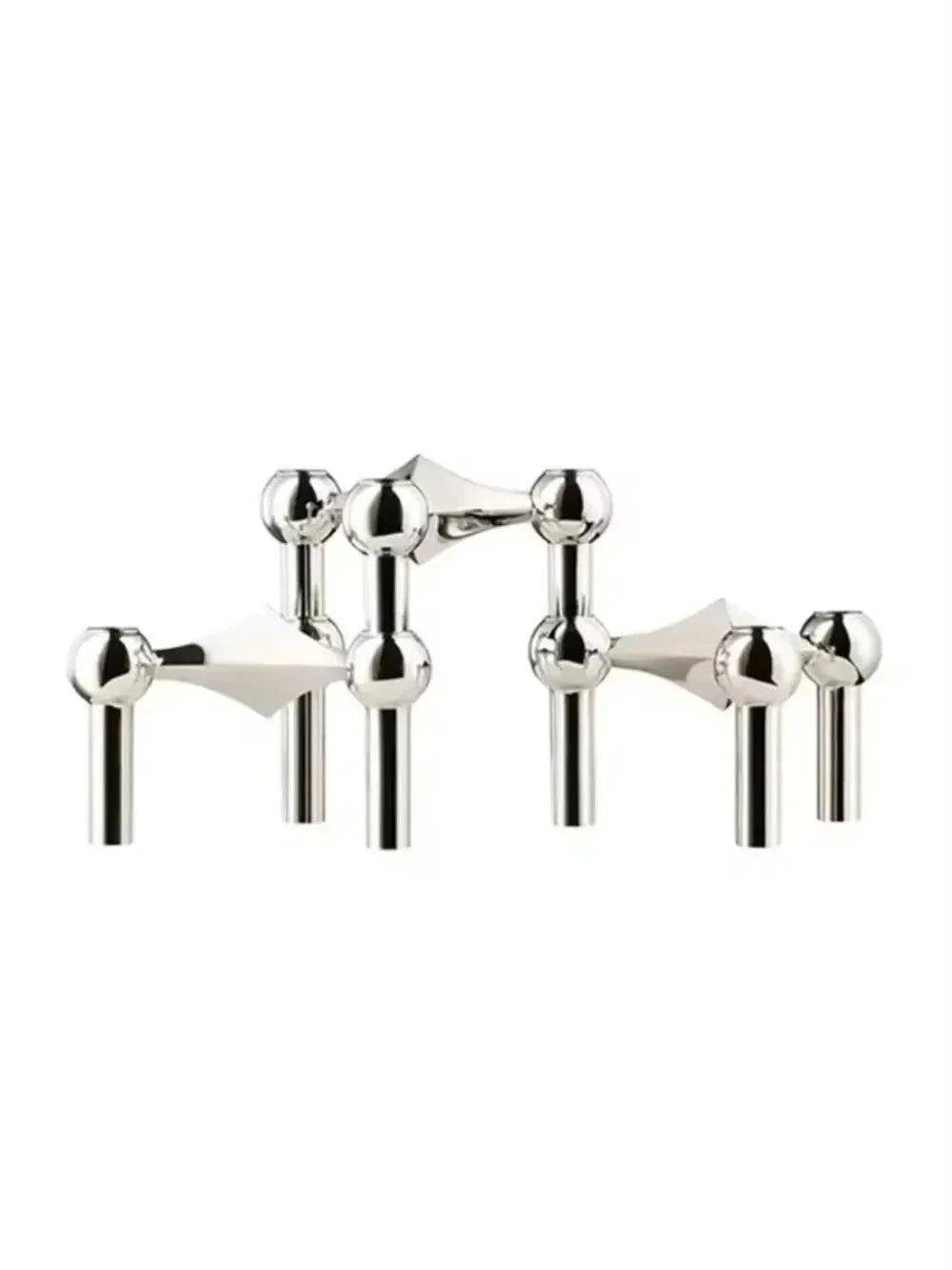 Modulære molekylære lysestager i metal — design med sammenlåsende segmenter