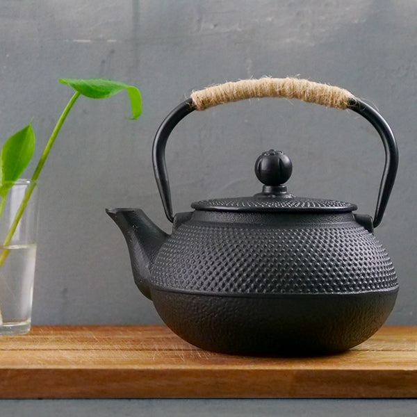 Théière japonaise Koto en fonte noire