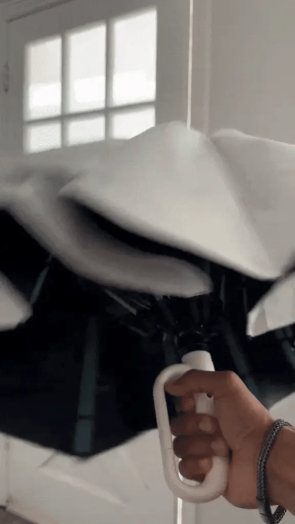 Automatic Compact Folding Umbrella — Wind-Resistant, Large Buckle Handle, Durable Construction