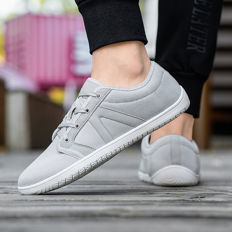 Zapatillas casuales minimalistas para caminar descalzo — Suelas ultrafinas y flexibles, diseño con puntera ancha
