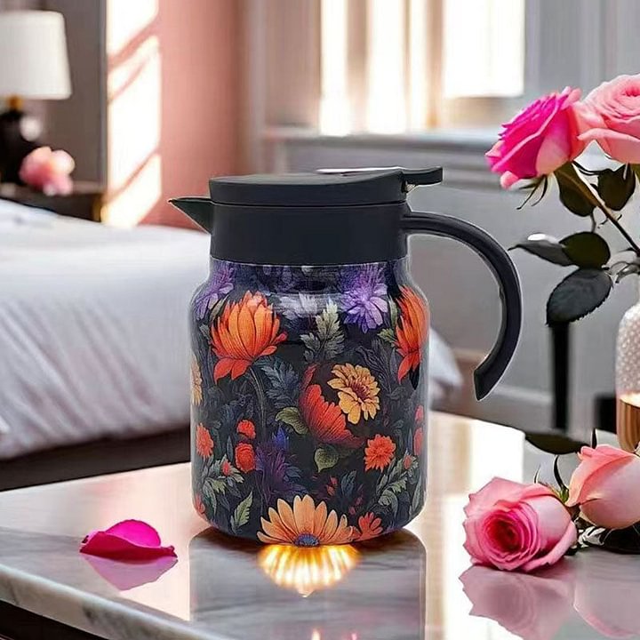 1000 ml Vacuum Insulated Teapot — Integrated Strainer and Double Wall