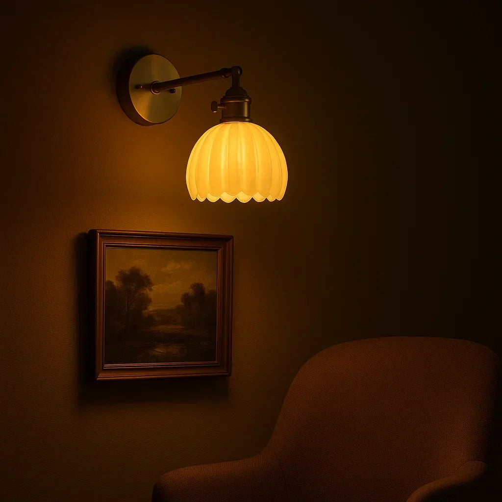 Candeeiro de Parede Retro Vintage — Abajur de Vidro em Forma de Tulipa Delicada