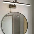 Éclairage de salle de bains au-dessus du miroir en laiton, style luxe discret | boxzora