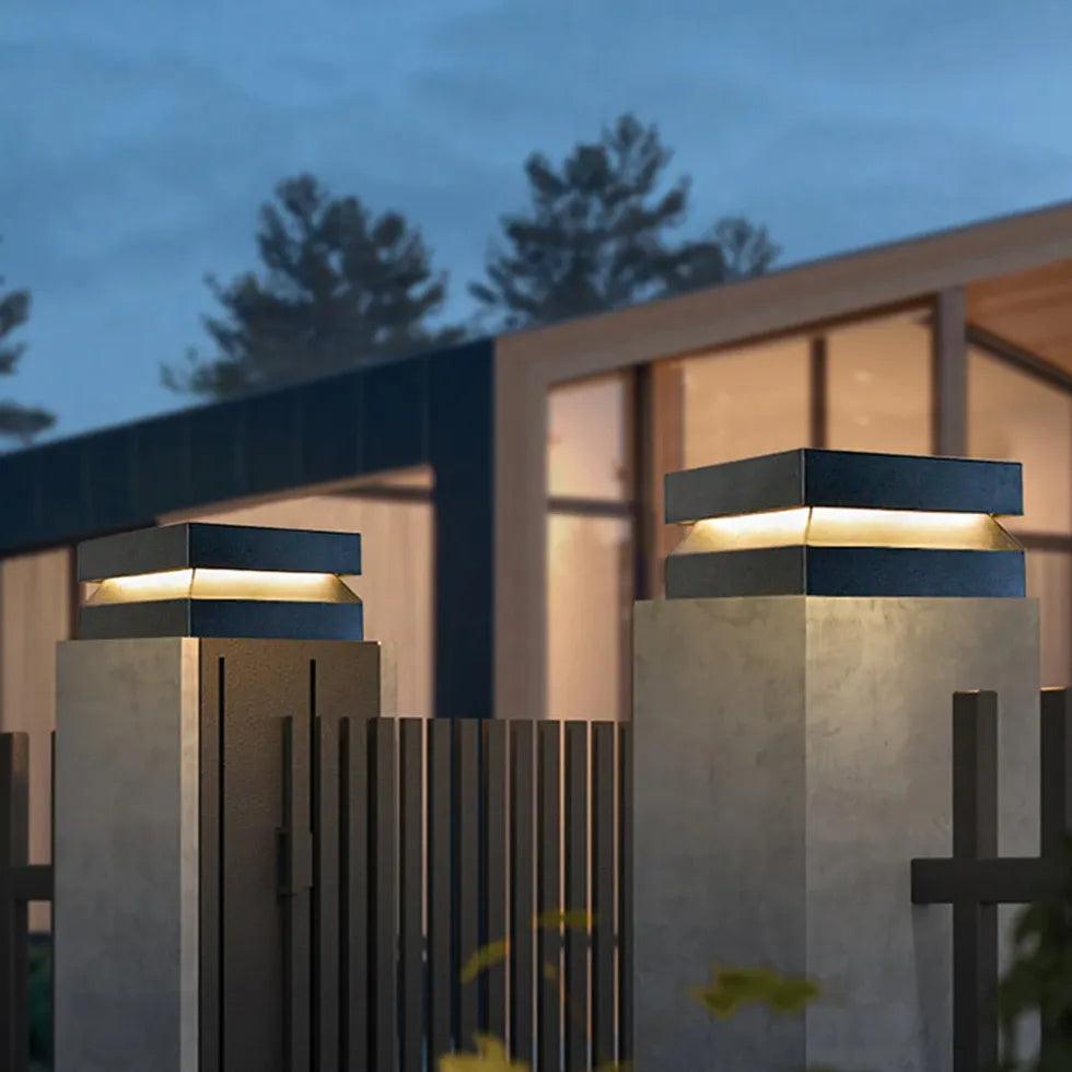 Minimalistisk solcelledrevet søylelampe for hagen | boxzora