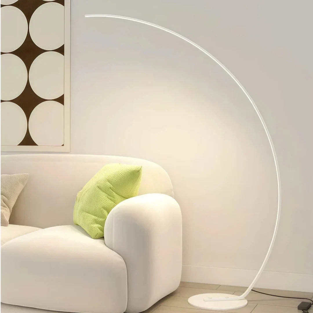 Lampada da terra minimalista ad arco per soggiorno, in metallo, con LED dimmerabile | boxzora