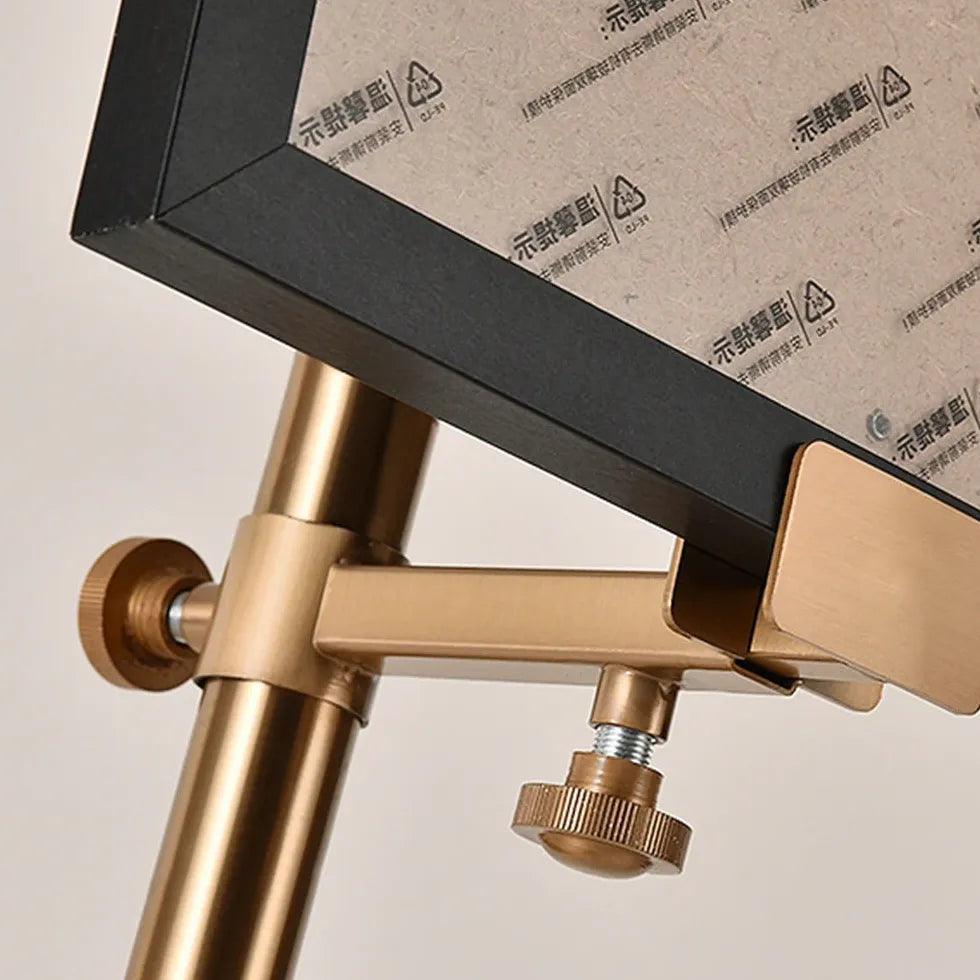 Goldene LED-Stehlampe im Staffelei-Design für das Wohnzimmer | boxzora