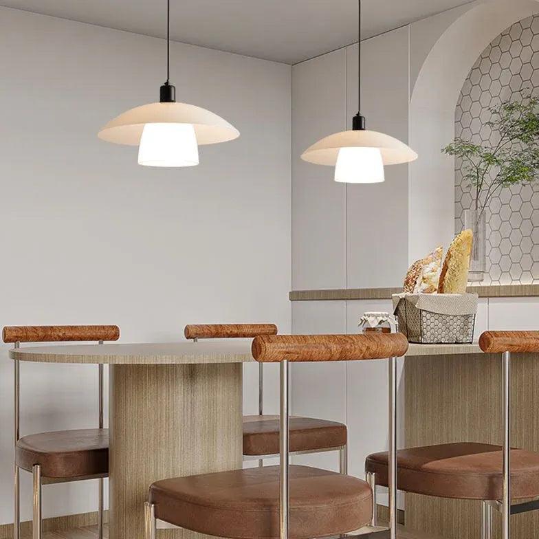 Suspension LED en verre opale pour salle à manger | boxzora