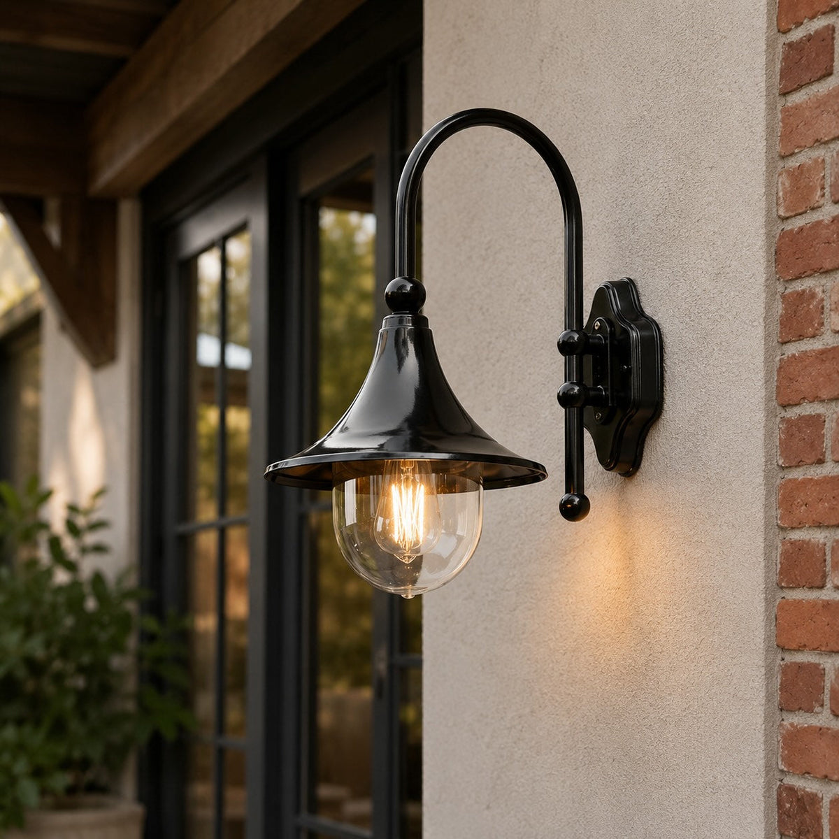 Lampă de perete vintage pentru exterior — Aluminiu impermeabil, formă de corn, LED alb cald 3000K