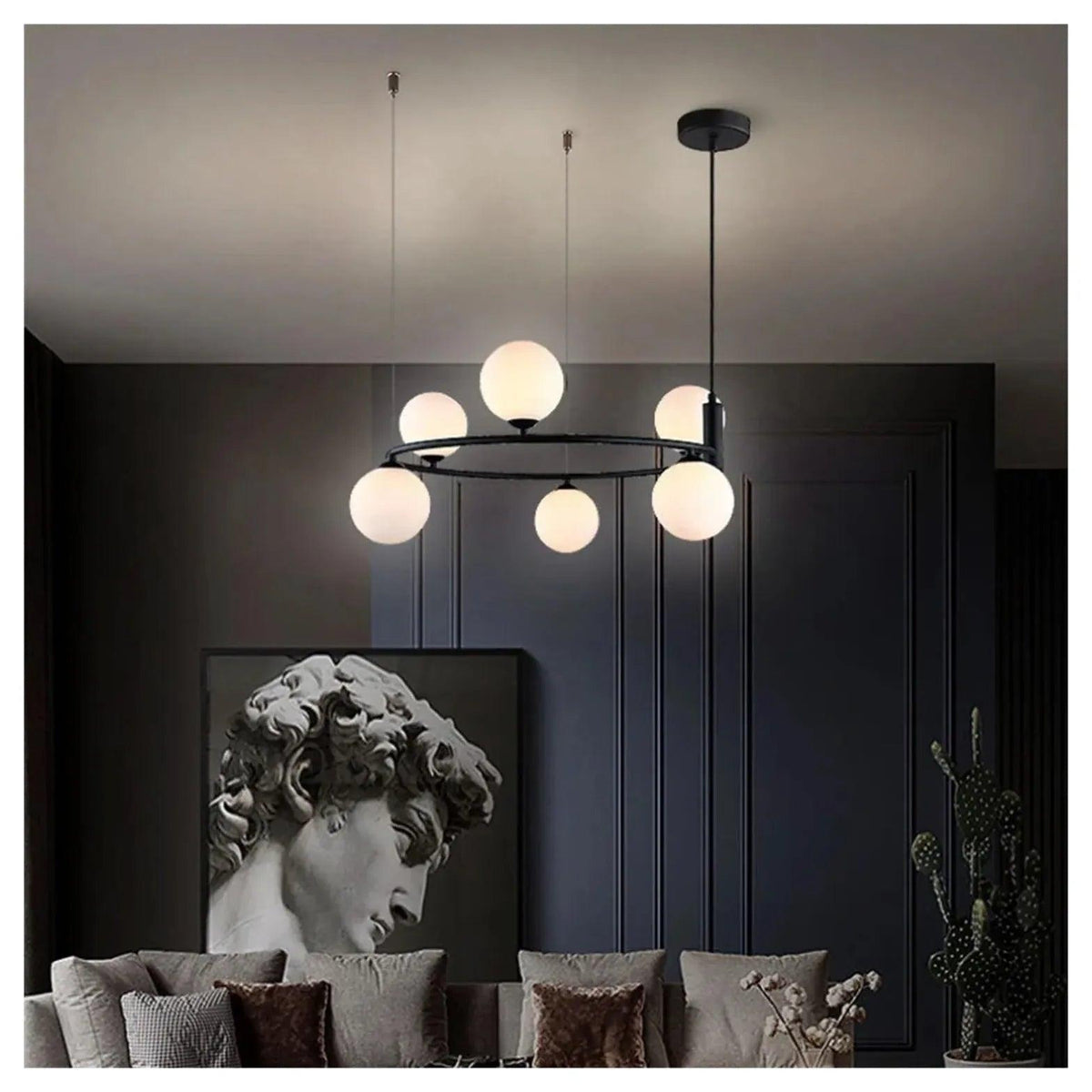 Lampă suspendată modernă cu bilă din sticlă pentru living | boxzora