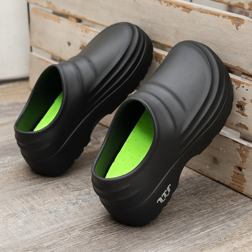 Vattenavvisande vadderade slip-on-träskor