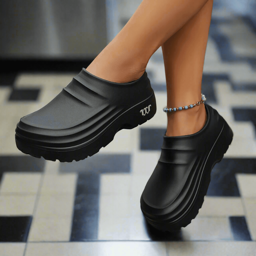 Vattenavvisande vadderade slip-on-träskor