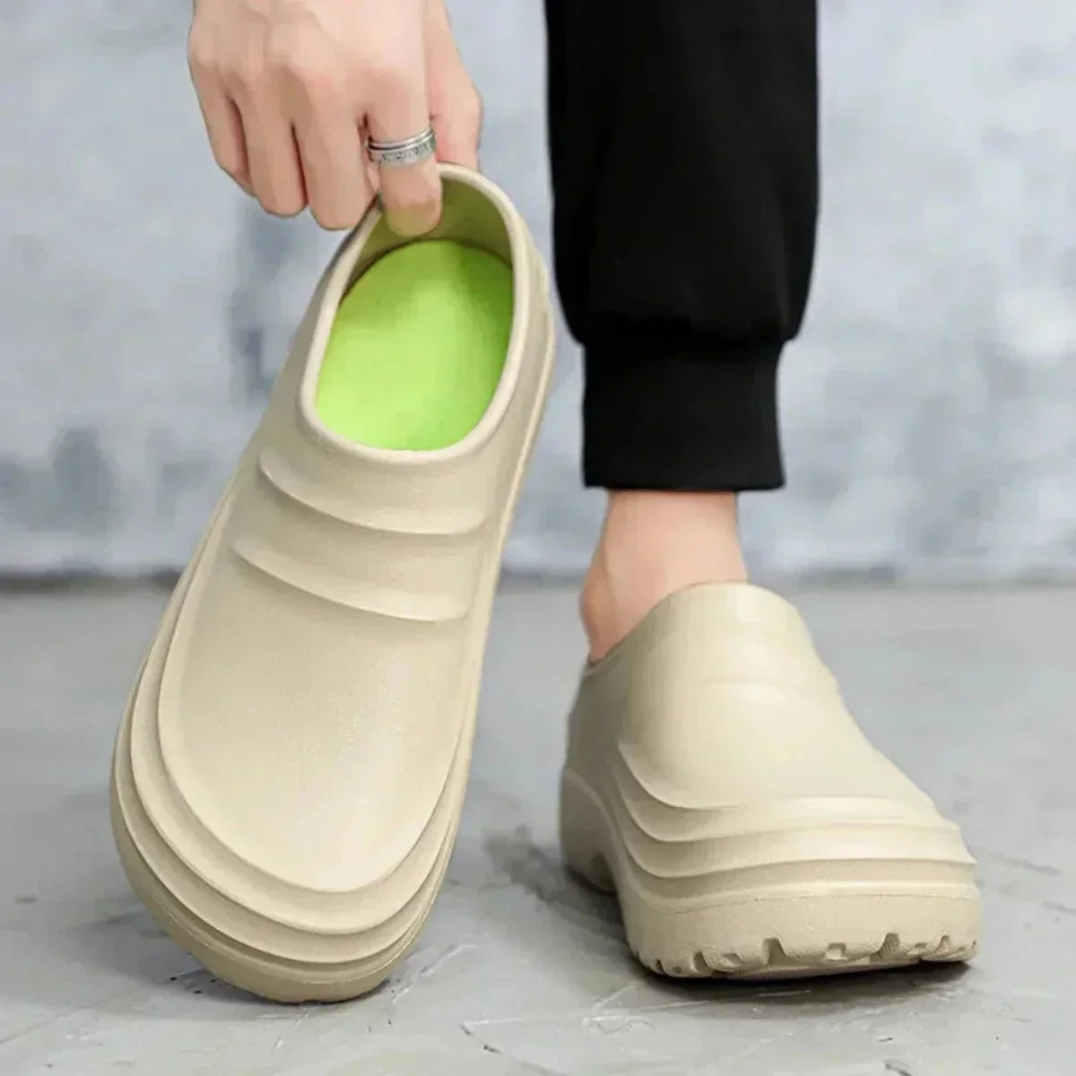Vattenavvisande vadderade slip-on-träskor