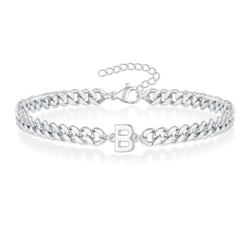 Armband mit den Initialen des Paares im Cuban-Link-Stil