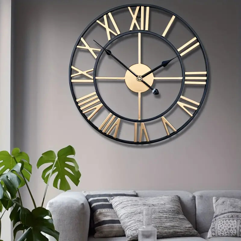 Orologio da parete vintage elegante — Cornice decorativa classica