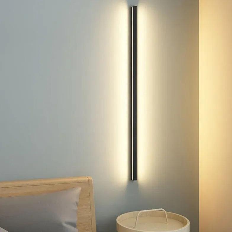 Moderne zwarte lineaire wandlamp voor de slaapkamer | boxzora