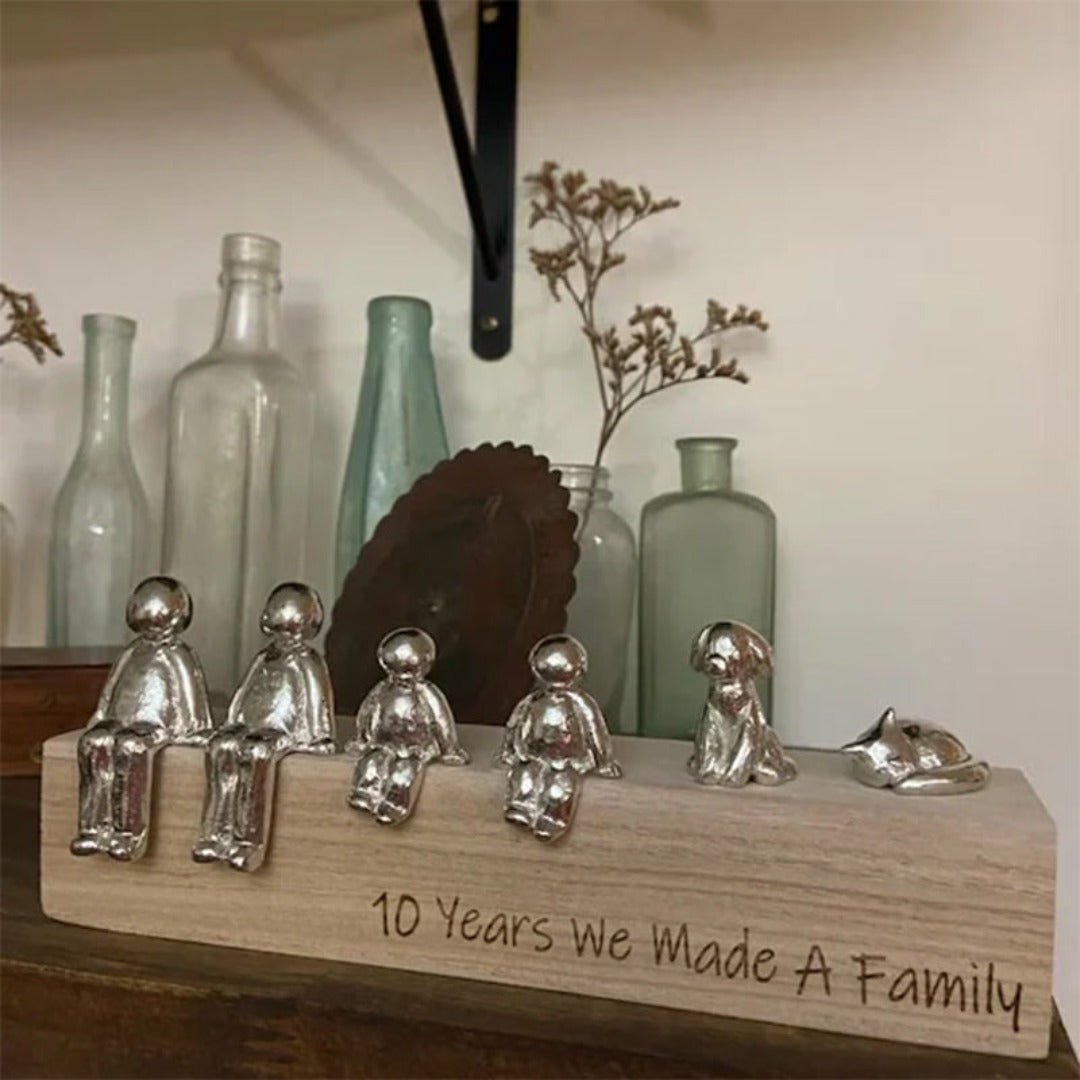 Eternal Family Decorative Sculpture — Abstract Bond Design