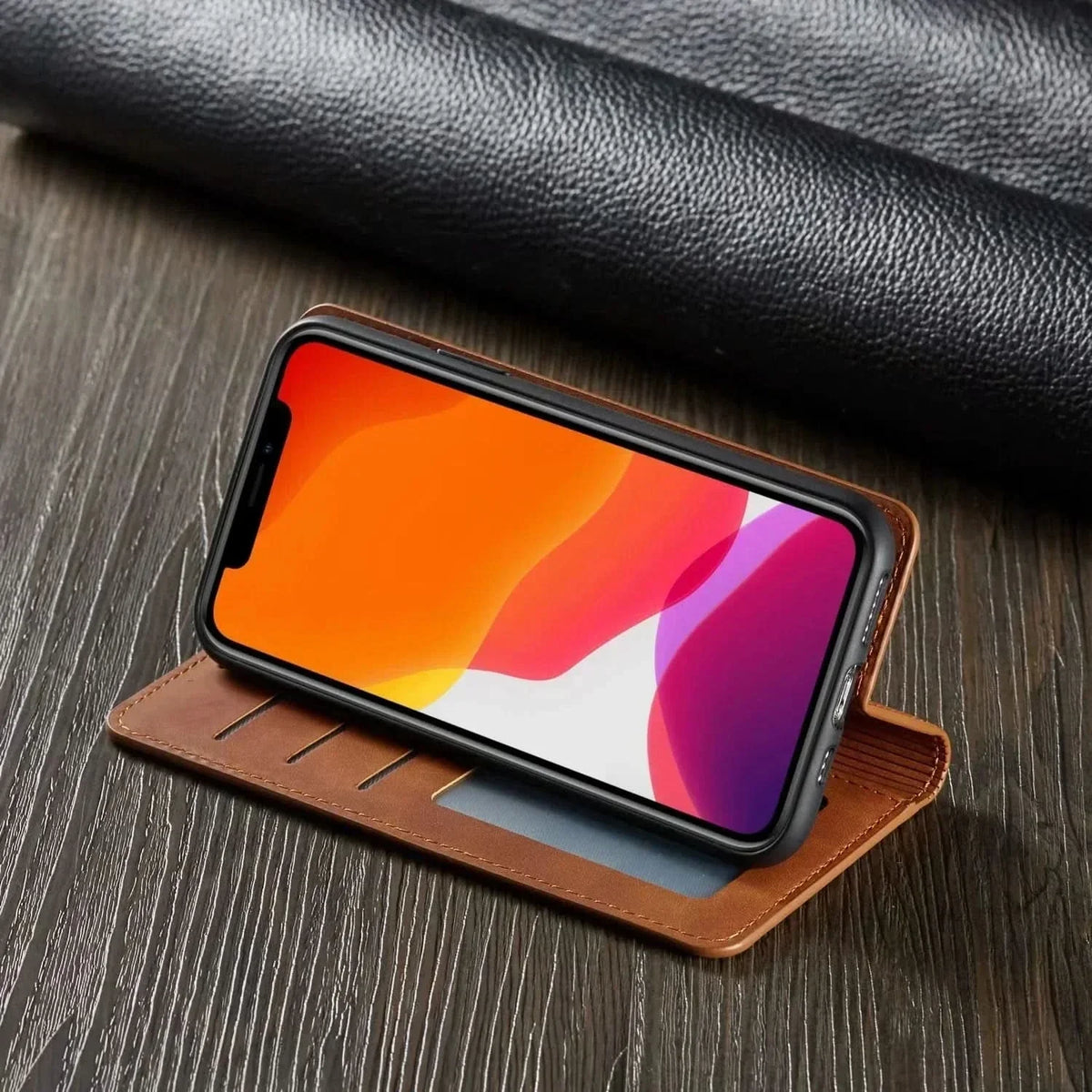 iPhone Leather Case — Secure Magnetic Closure & Impact Protection