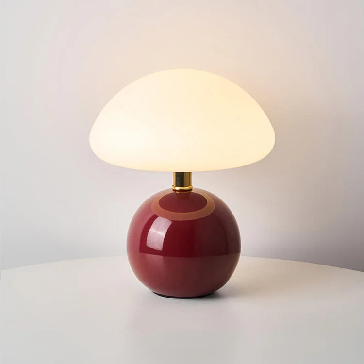 Francuska lampa stołowa w kształcie kremowego grzyba — rzeźbiarski design Bauhausu