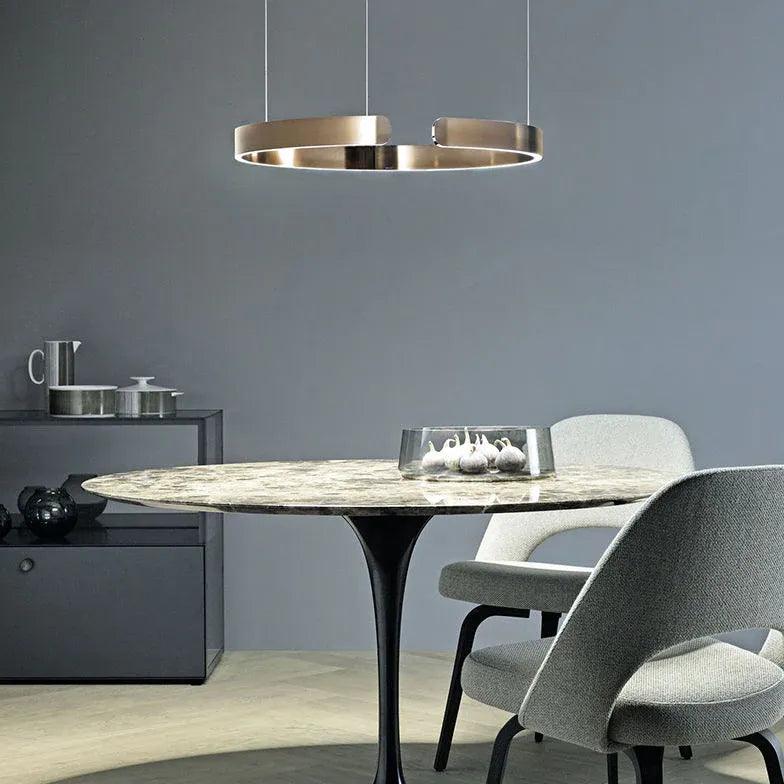 Suspension moderne en anneau métallique à intensité variable pour salles à manger | boxzora