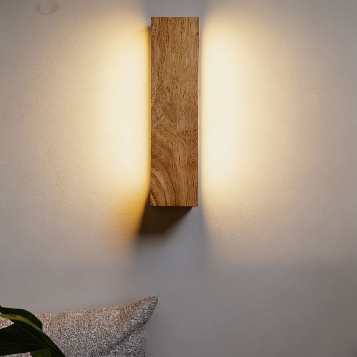 Modern Minimalist Adjustable Wall Light — Wood and Acrylic LED, 3000K