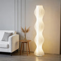 Modern nordisk golvlampa - justerbar LED, avsmalnande design i järn och akryl, 69 tum hög