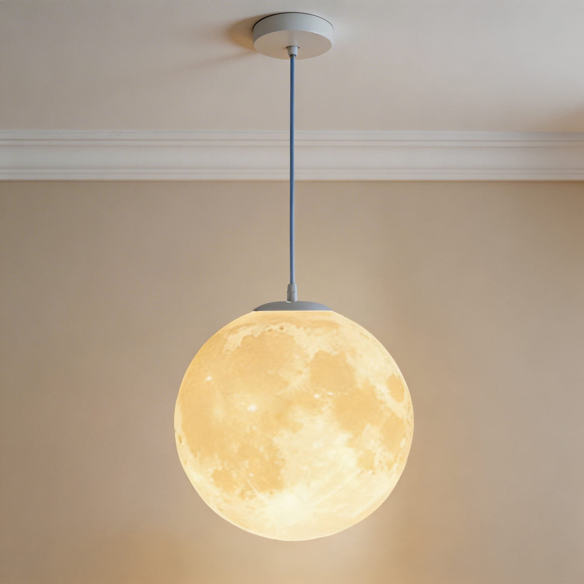 Modern taklampa Moon Globe - justerbar höjd, takmontering