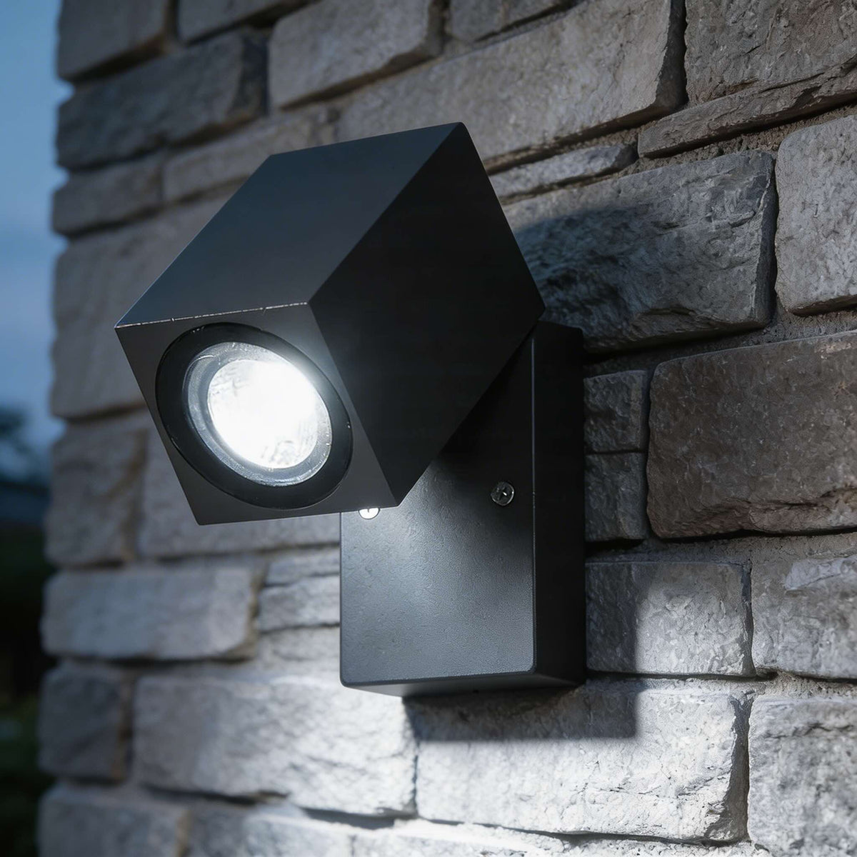 Lampă de perete pliabilă pentru exterior — LED de 5W, corp impermeabil din aluminiu