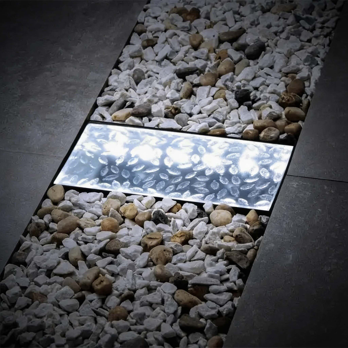 Napelemes téglalámpák — vízálló, 12 LED-es kerti ösvénylámpák