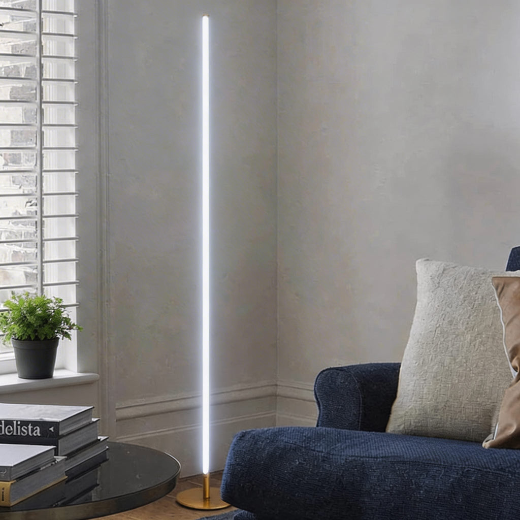 Modern Industrial Floor Lamp — Adjustable Height, Metal, LED Lighting