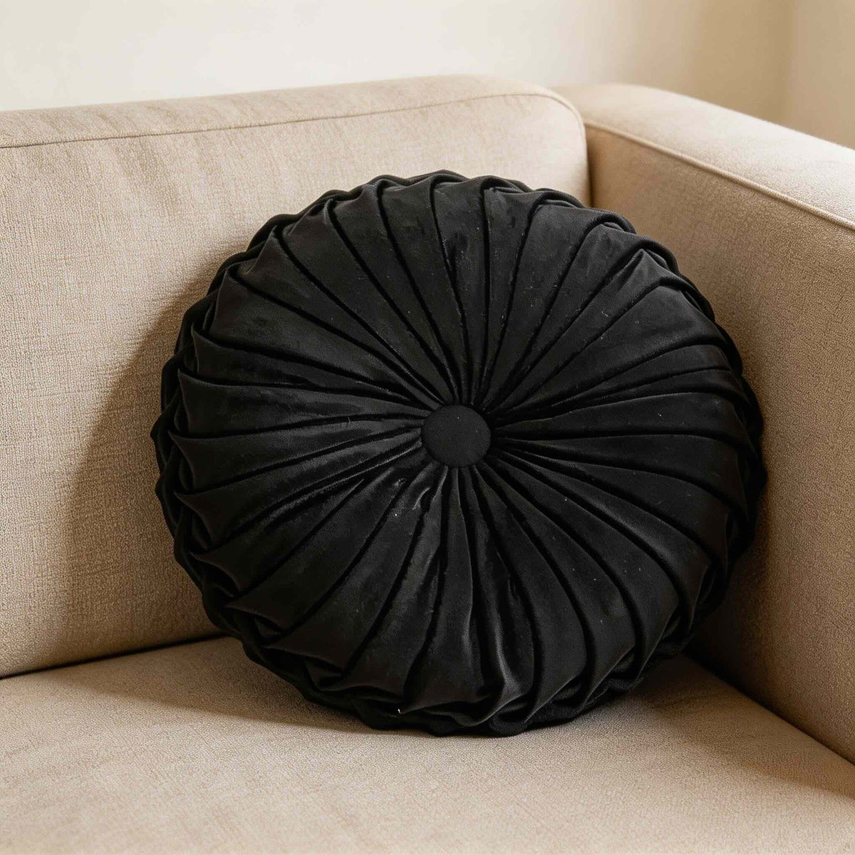 Cojín lumbar moderno de terciopelo — Cuadrado de 13.8 pulgadas, diseño plisado en 3D