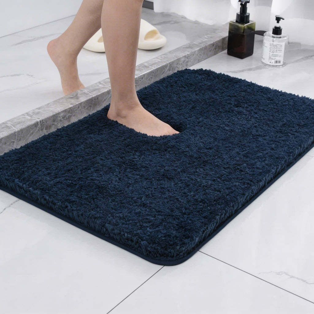 Maskintvättbar badrumsmatta i mikrofiber — halkfri, mycket absorberande, ultramjuk