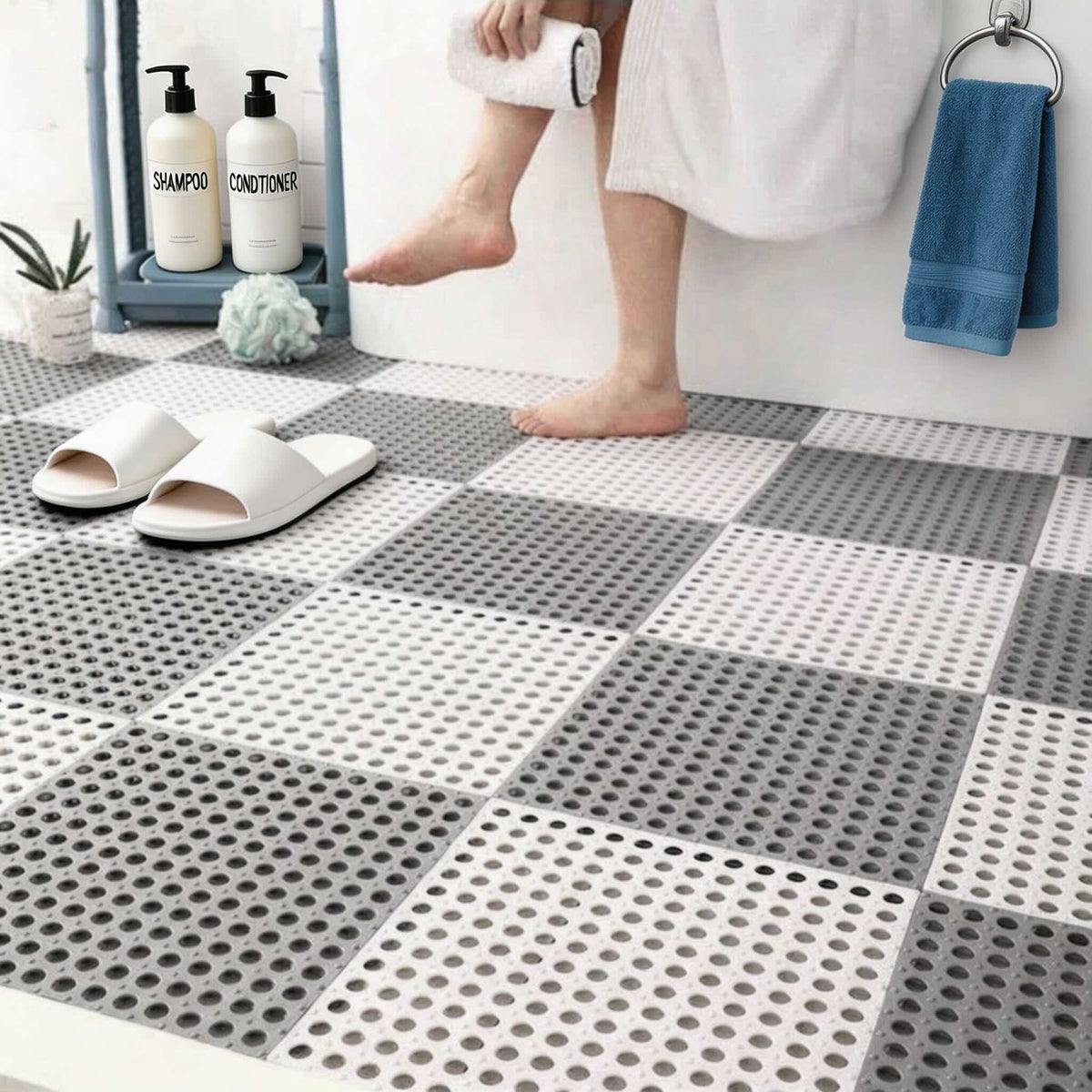 Set moderno di tappetini da bagno in plastica — design cavo impermeabile e antiscivolo, facile da pulire