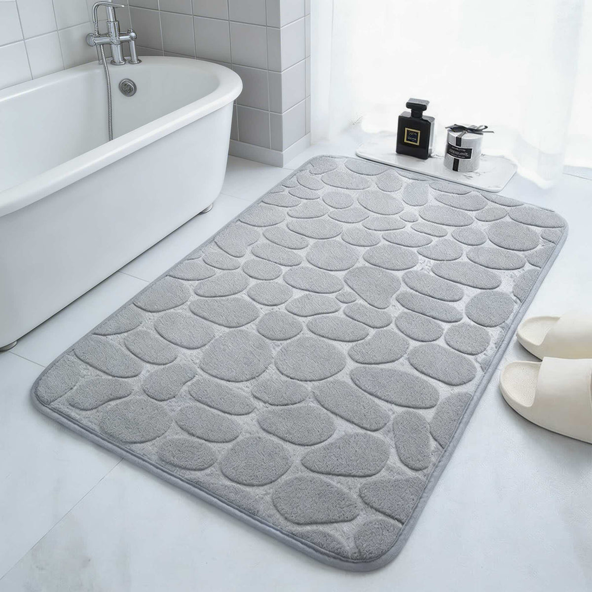 Rutschfeste Badematte, 40 x 60 cm – weicher, schnelltrocknender Stoff, gepolsterter Flor