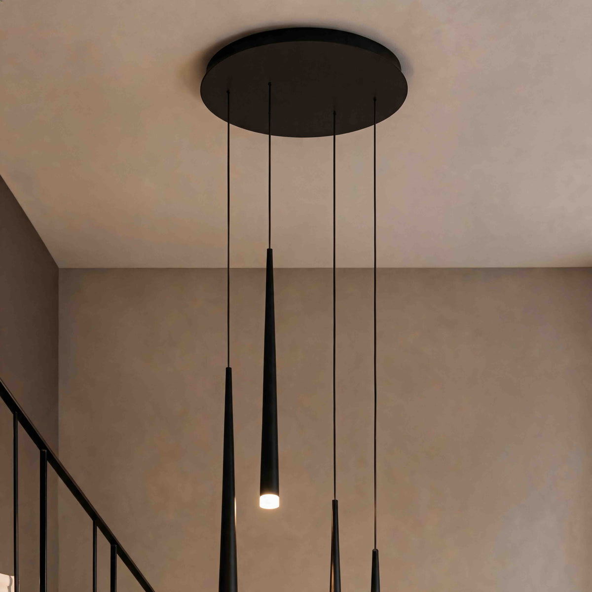 Moderne nordisk loftlampe - justerbar lampe til direkte montering, ramme i jern og akryl, dæmpbar LED med 6-68 hoveder