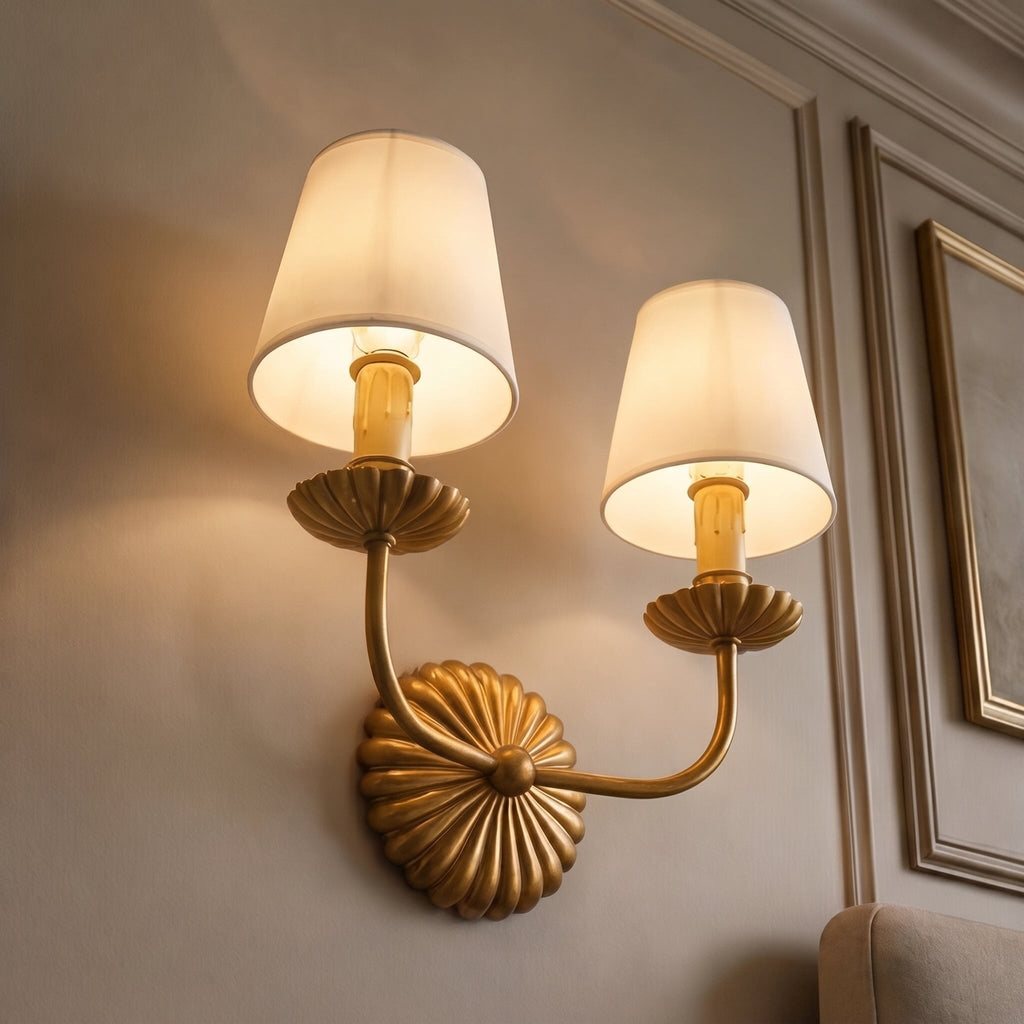 Verstellbare Metall-Wandleuchte — Moderne schwenkbare LED-Leuchte