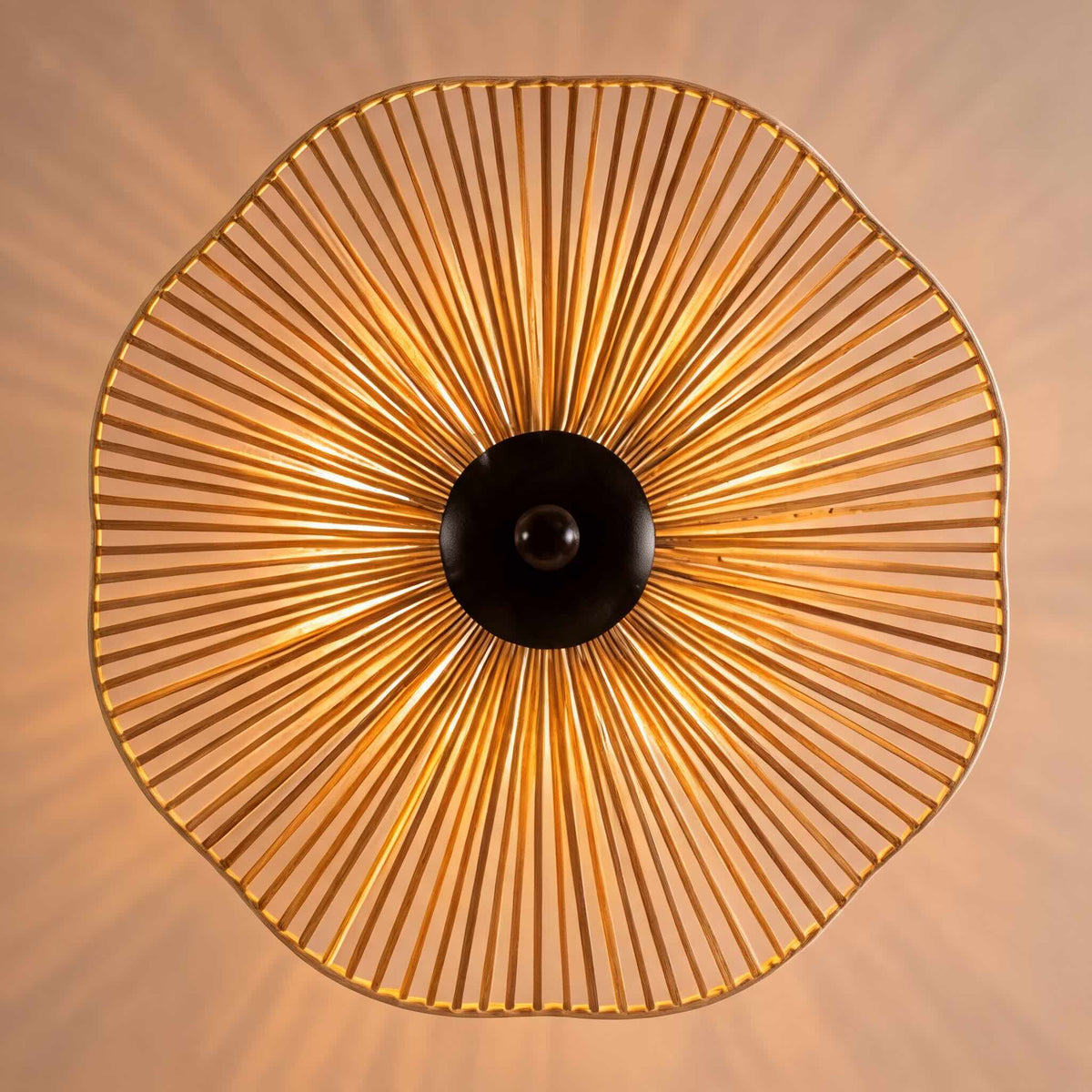 Lampada da terra moderna - altezza regolabile, paralume in rafia naturale, base in noce, luce d'ambiente dimmerabile